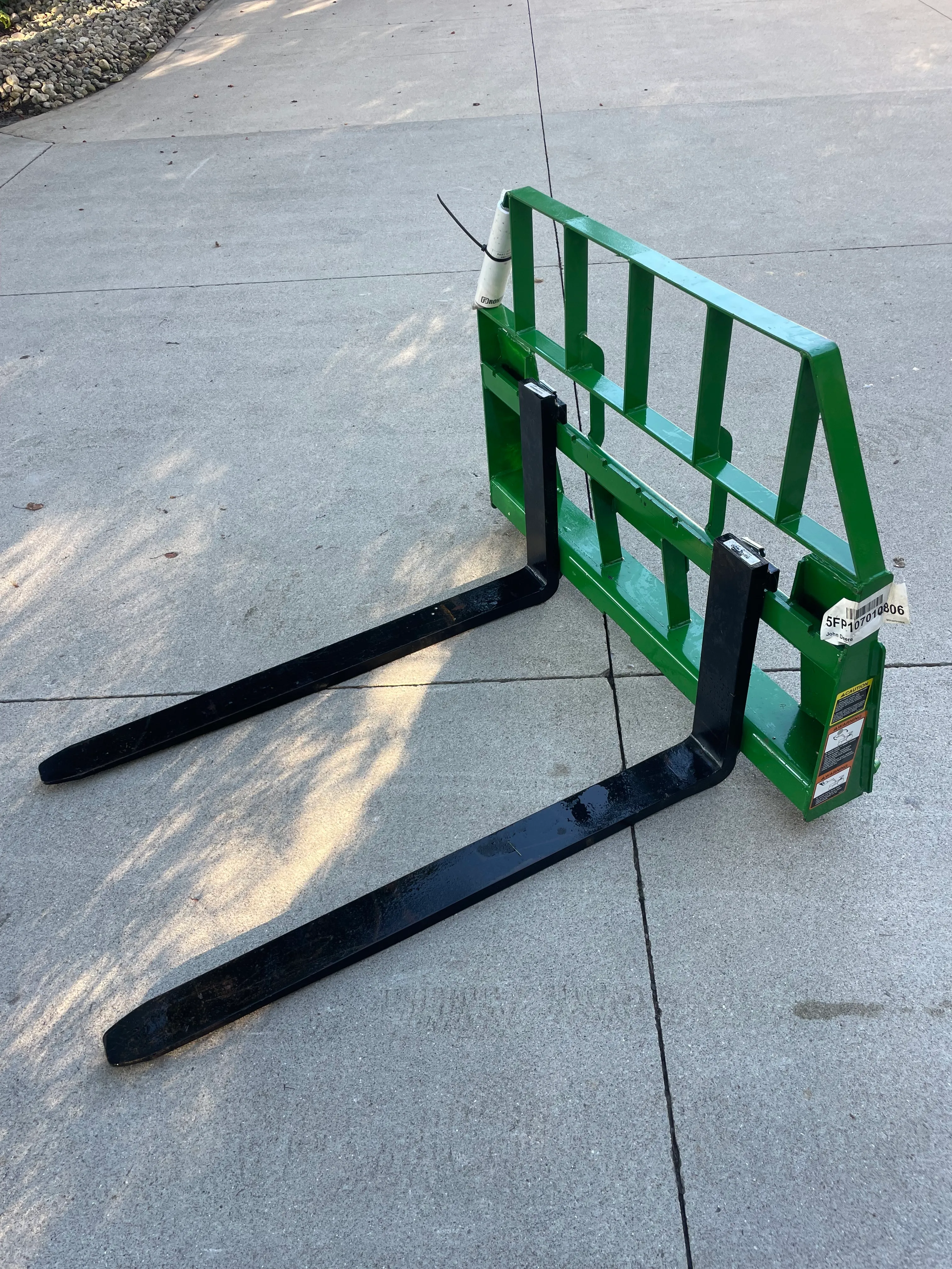John Deere Pallet Fork Attachment for Compact Utility Tractors - JDQA Mount